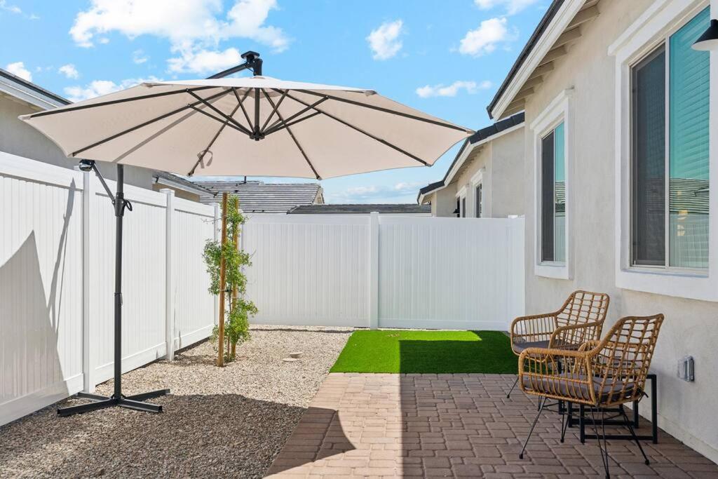 Dreamlight Modern Home In Casa Grande With Pool,Bbq Exterior photo